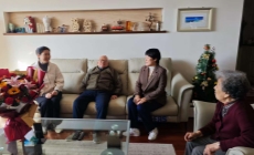 中国科学院西安院士联络处看望慰问鞠躬院士